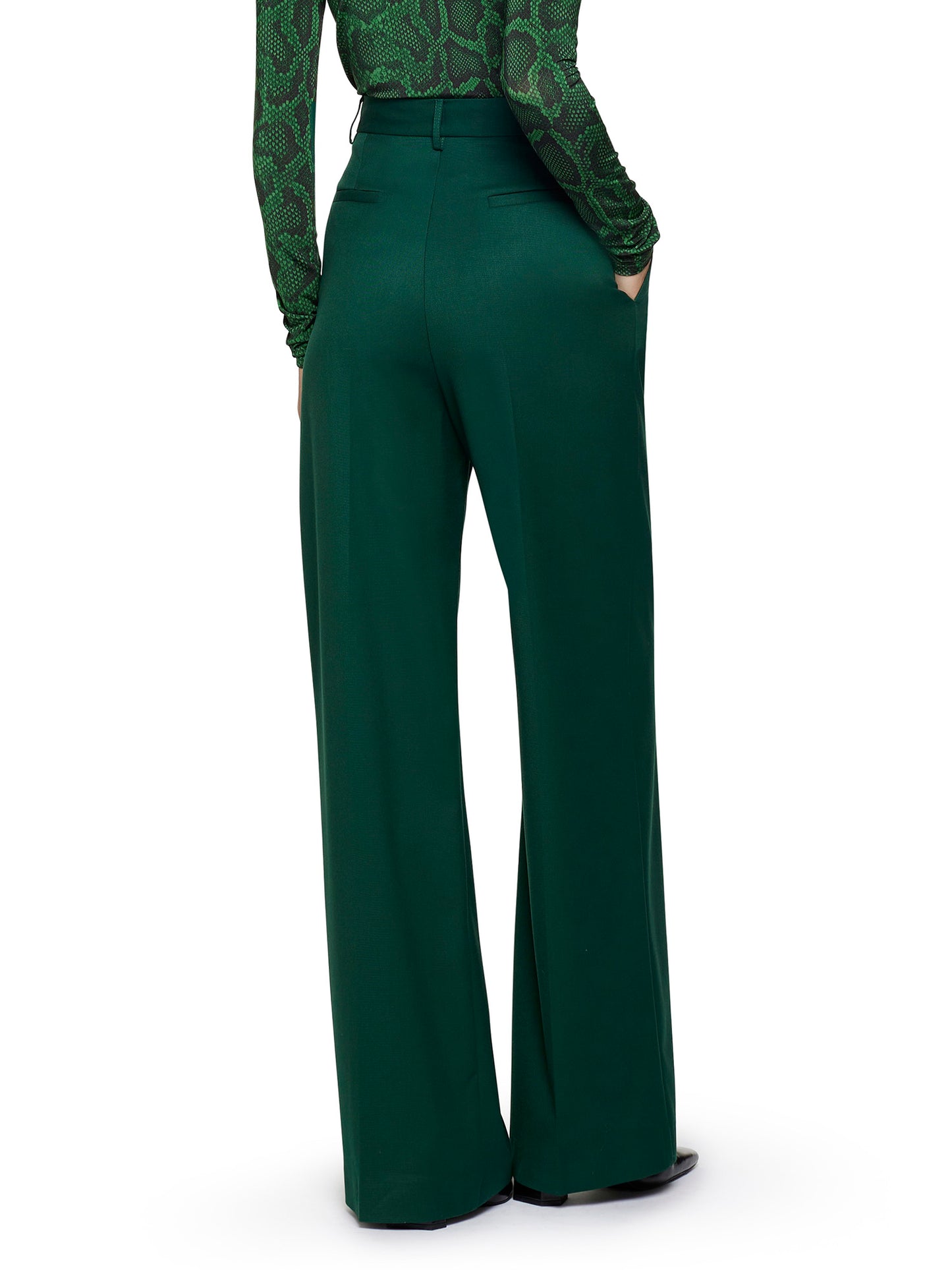 Wide trousers with double front pinces